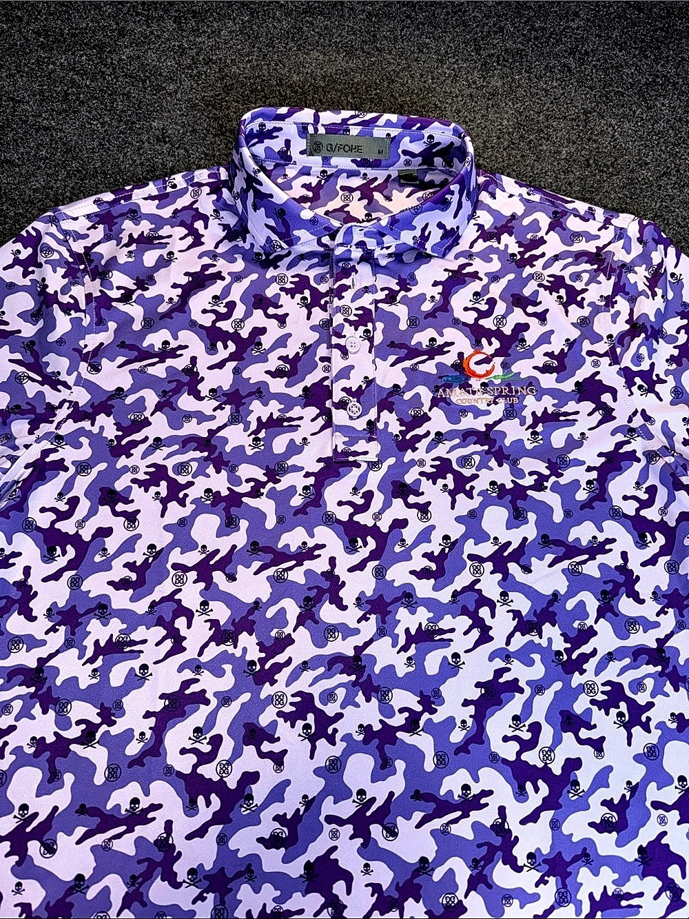 G/FORE Icon Camo Tech Jersey Polo Purple & White Medium. Little Skulls In Camo